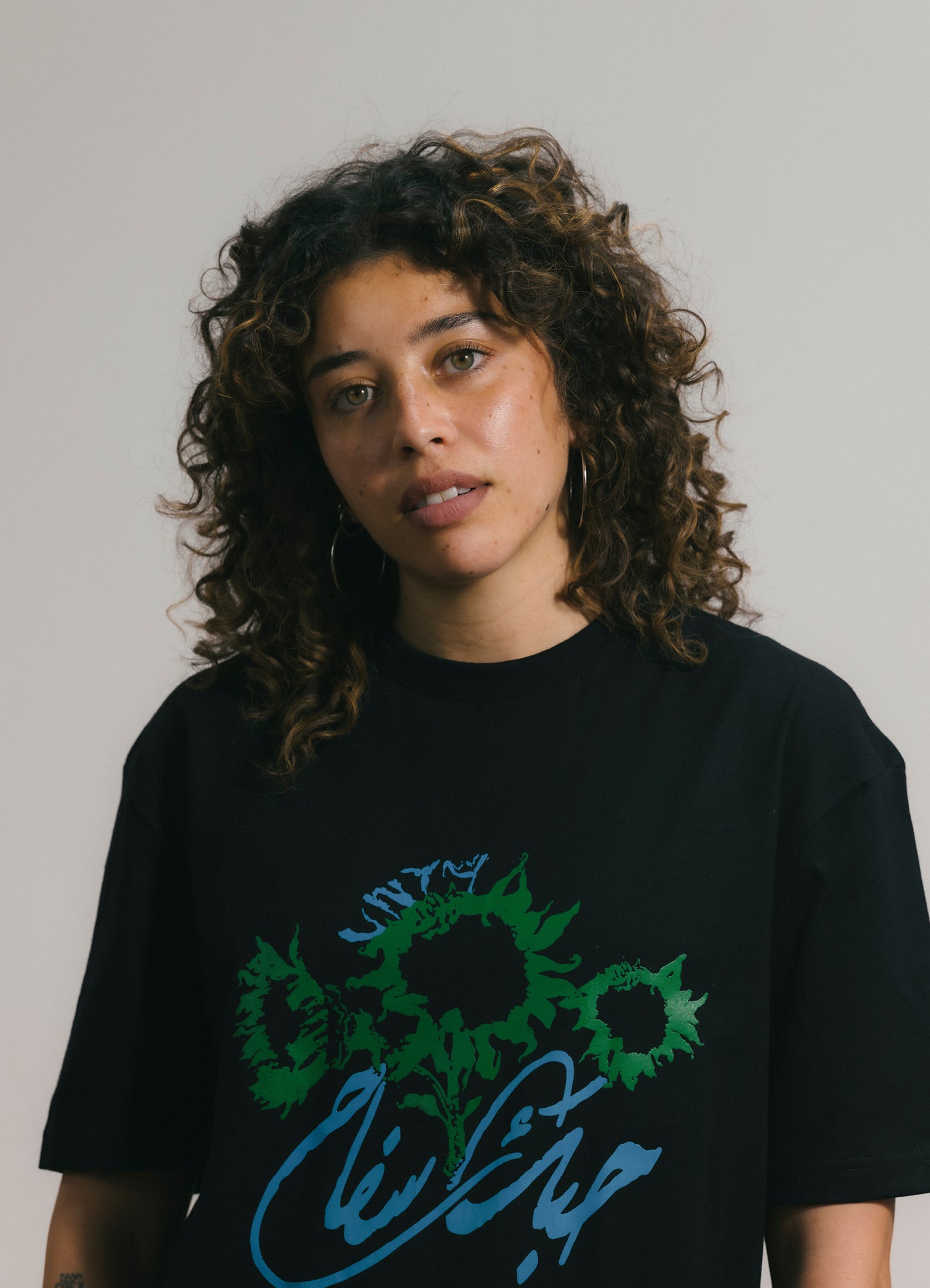 حبك سفاح T-Shirt